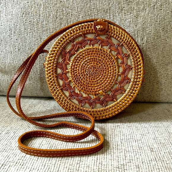 Handbags - Beautiful Handmade Round Rattan Straw Crossbody Bag, NWOT